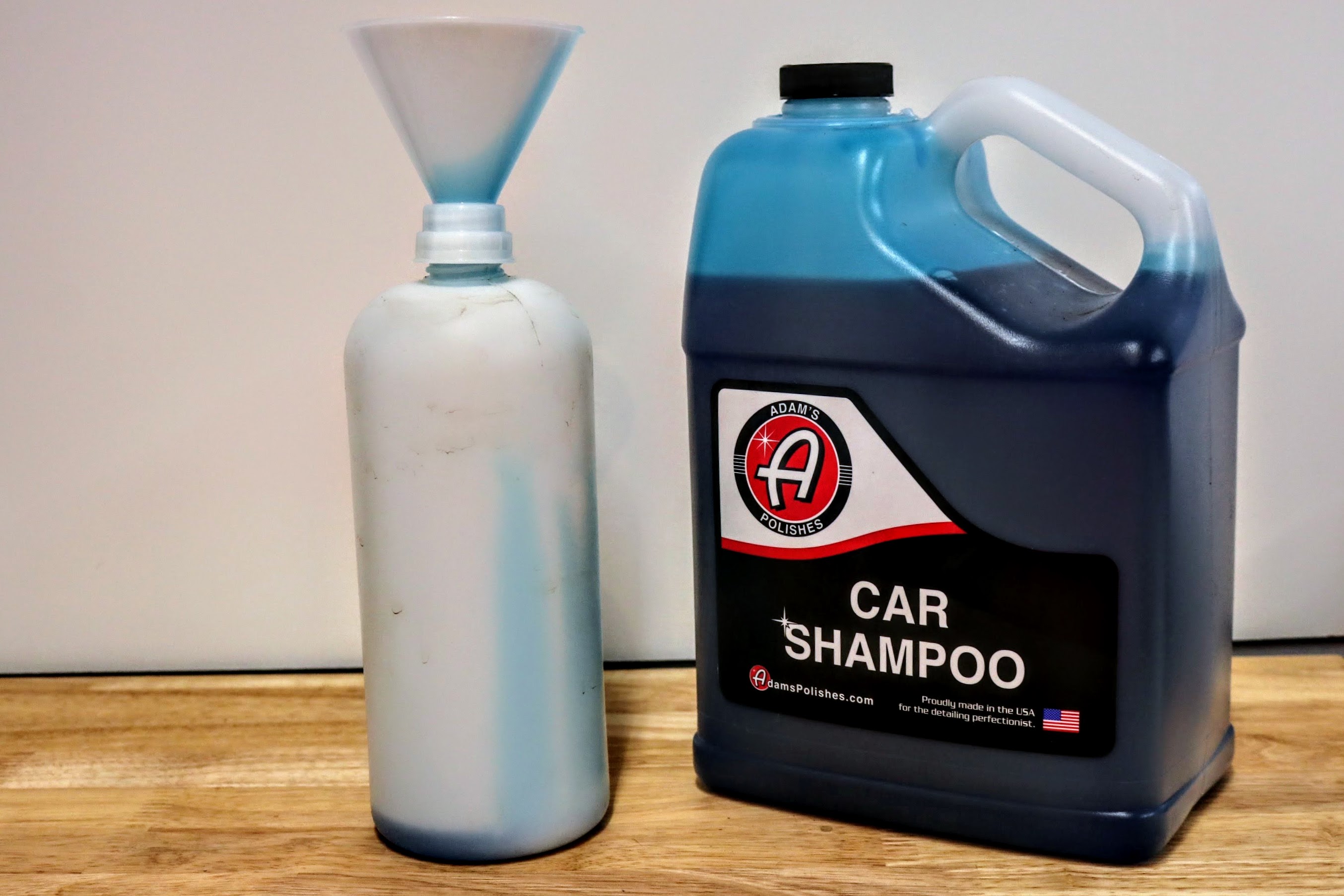 Filling the foam lance bottle with Adam's Polishes Car Shampoo Filling the foam lance bottle with Adam's Polishes Car Shampoo