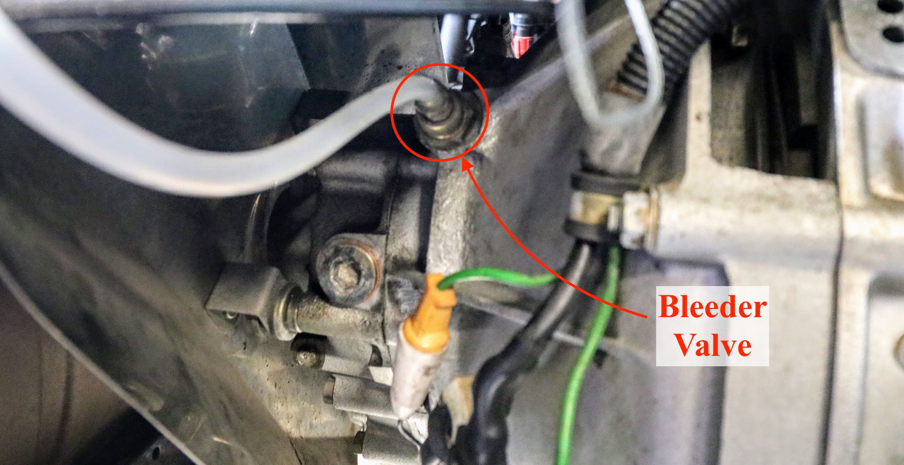 Ferrari Testarossa clutch fluid bleeder valve Ferrari Testarossa clutch fluid bleeder valve